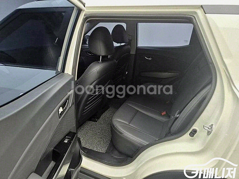 베리 뉴 티볼리 2WD 가솔린 1.5 2020 년 중고...--3