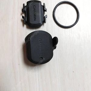 가민센서)) 가민(garmin) 스피드센서 +케이던스센서 일괄팝니다.(택포6.8만)