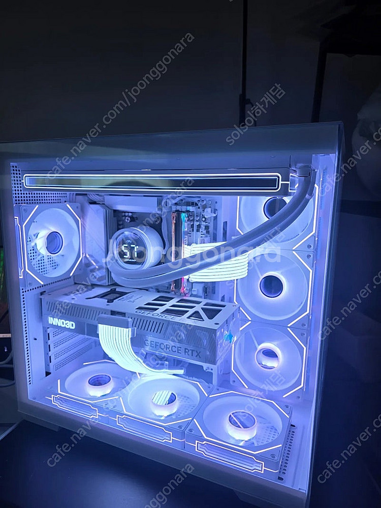 9800X3D RTX5080 올화이트 고사양 본체 싸게...--1