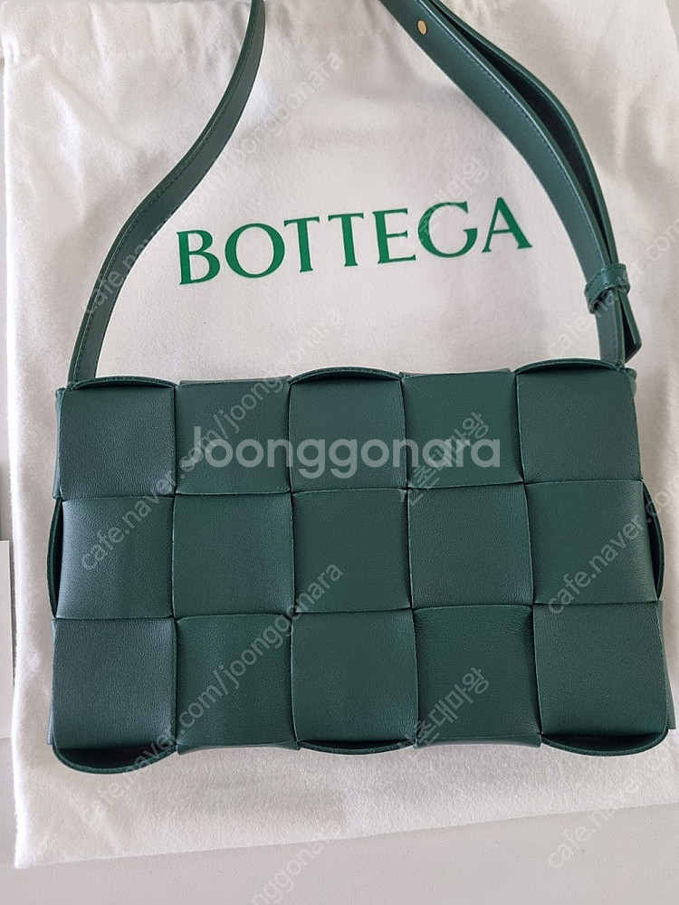 보테가베네타 카세트백 스몰--4