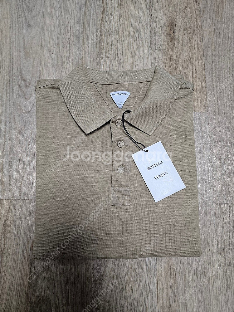 보테가베네타 폴로 pk 티셔츠 베이지색상 정품 판매합니...--0