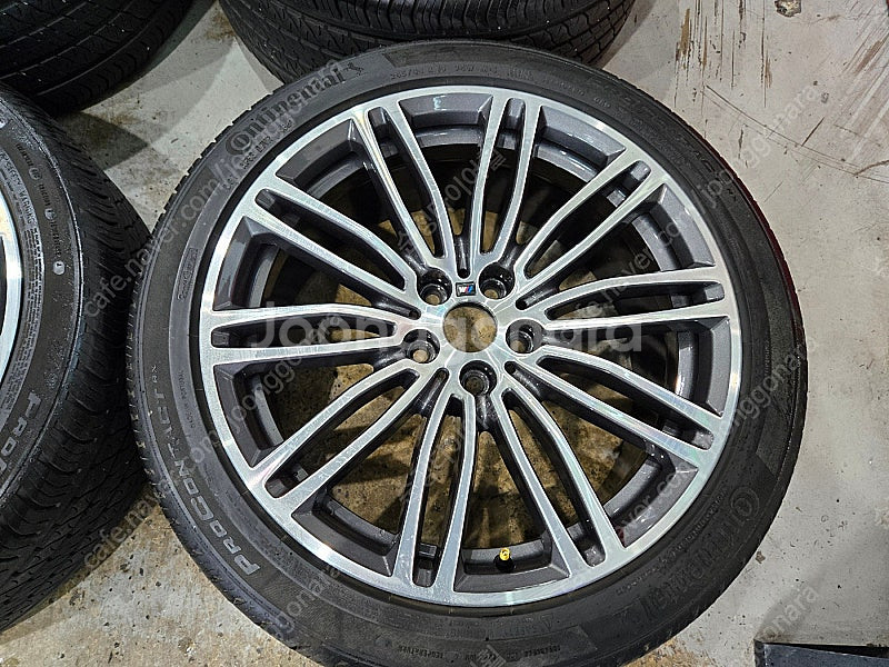BMW G30 5시리즈 664M 19인치 순정 휠타이어...--1
