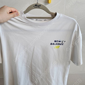 뉴발란스 티셔츠150 두장