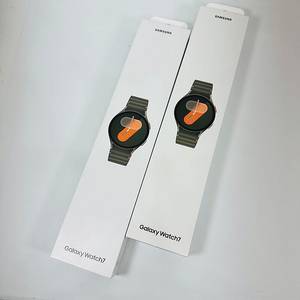 L305 ] 갤럭시 워치7 그린 실버 44MM 미개봉 판매합니다 미개봉!! 21.5만판매합니다