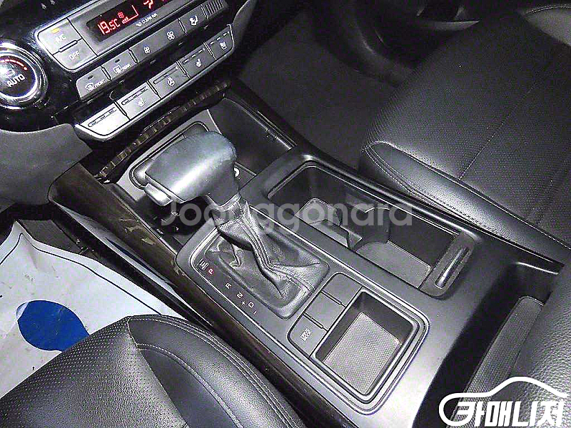 [기아]더 뉴 쏘렌토 가솔린 2.0 터보 2WD 프레스...--4
