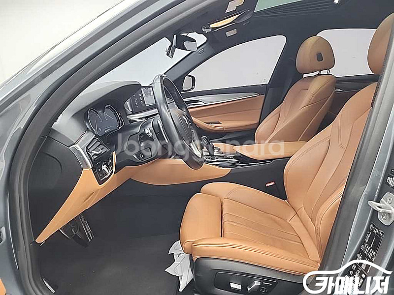 5시리즈 (G30) 520d xDrive M 스포츠 2...--3