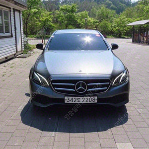 벤츠 E클래스 중고차 벤츠 중고차 수입중고차 2020년식 72,583km E250 아방가르드 개인사업자 차량구매