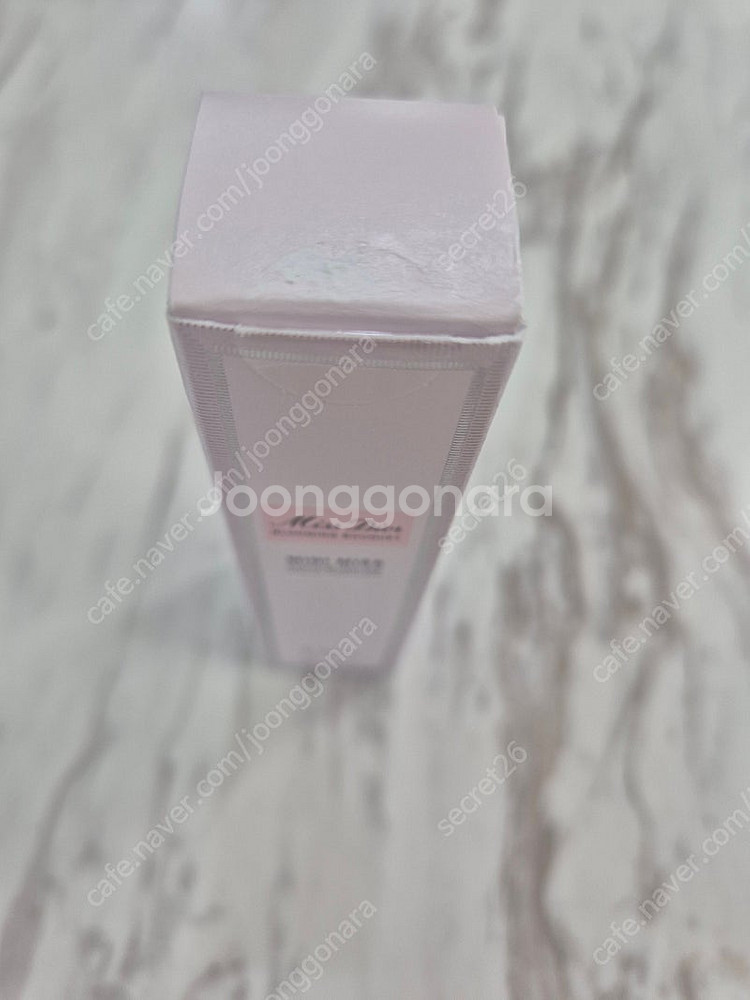 (새상품) 미스 디올 블루밍 부케 솔리드퍼퓸 고체향수--0