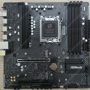 에즈락 B650M PG LIGHTNING 팝니다