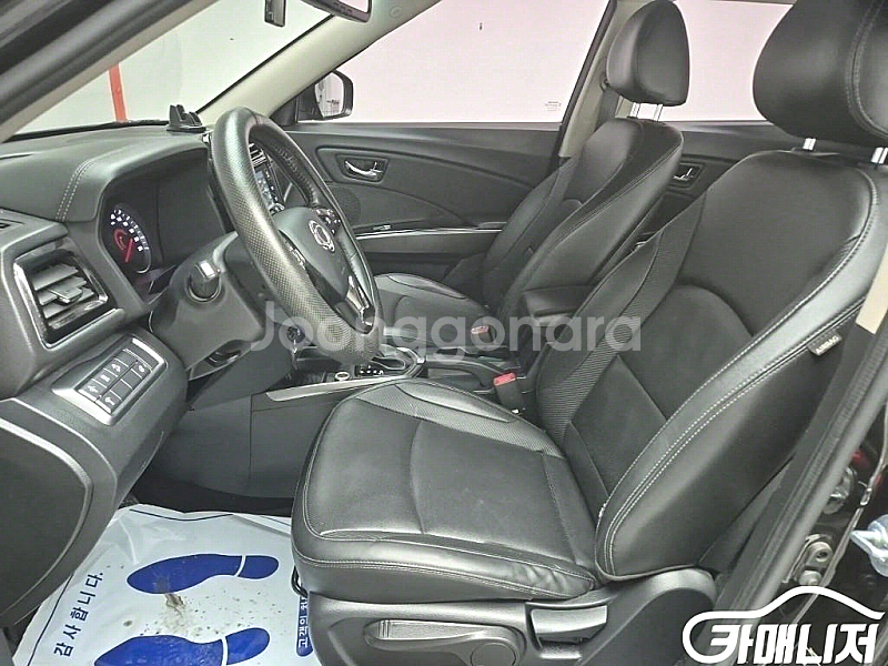 베리 뉴 티볼리 2WD 디젤 1.6 2020 년 중고차...--5