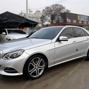 벤츠 E클래스 중고 벤츠 중고 은색 2016년식 E250 블루텍 4MATIC 아방가르드 첫차 중고차