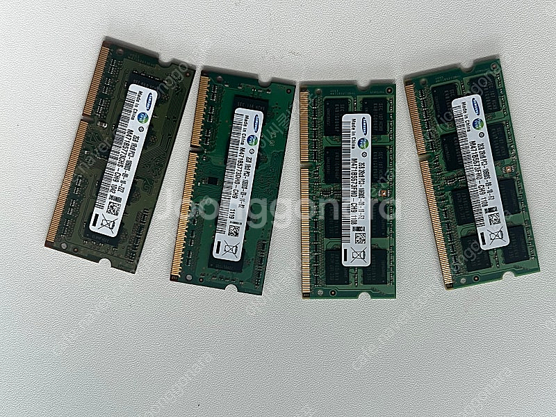 모델명 삼성 M471B5673FH0-CH9 2기가 4개...--0