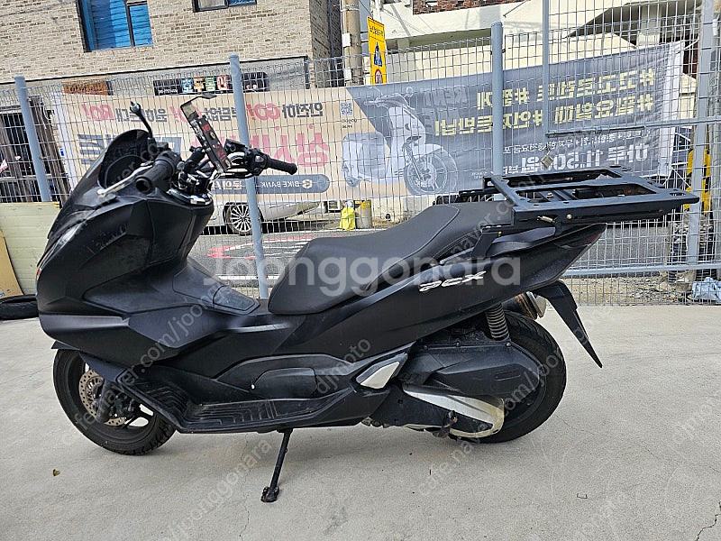 pcx 21년식 블랙 판매합니다--2