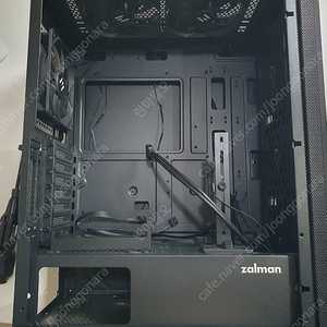 잘만 i4 컴퓨터 케이스 팝니다