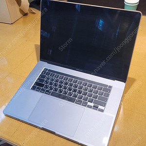2019 맥북프로 16인치 터치바 실버 i7 16gb 512ssd
