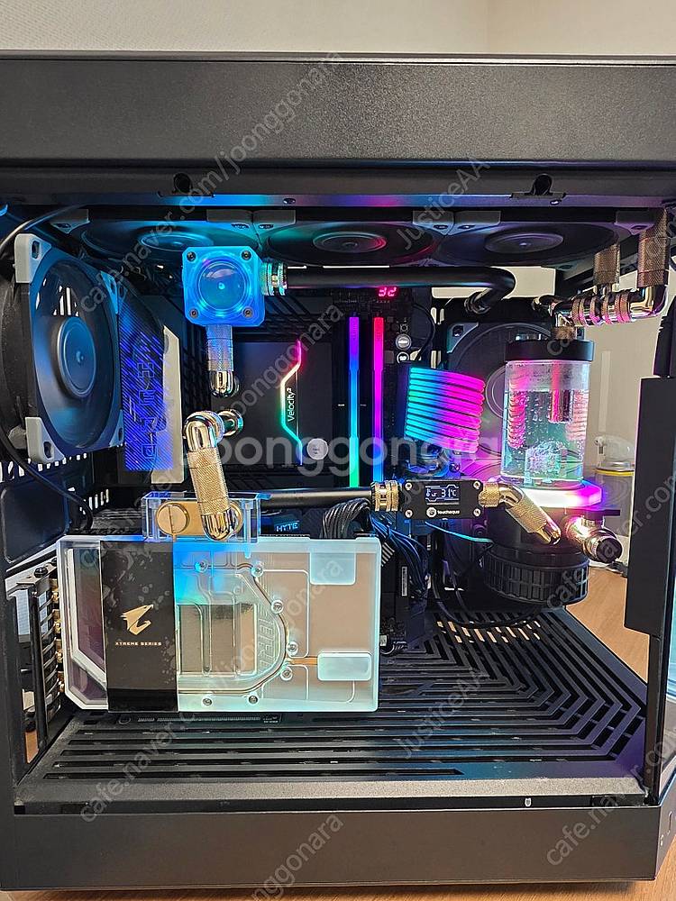 i9 13900K RTX 5080 커스텀 수냉 팝니다.--2