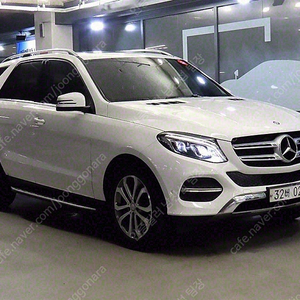 벤츠 GLE 중고 벤츠 GLE클래스 중고 벤츠 GLE 중고차 벤츠 GLE클래스 중고차 흰색 2016년식 GLE 250 d 4MATIC 중고자동차