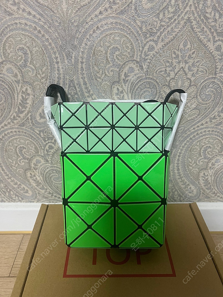 바오바오 루센트 크로스 바디백 이미지