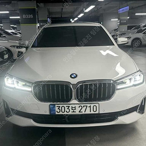 BMW 5시리즈 중고 BMW 중고 5시리즈 중고차 할부 흰색 2021년식 79,378km 530i 럭셔리 법인차량 세금혜택