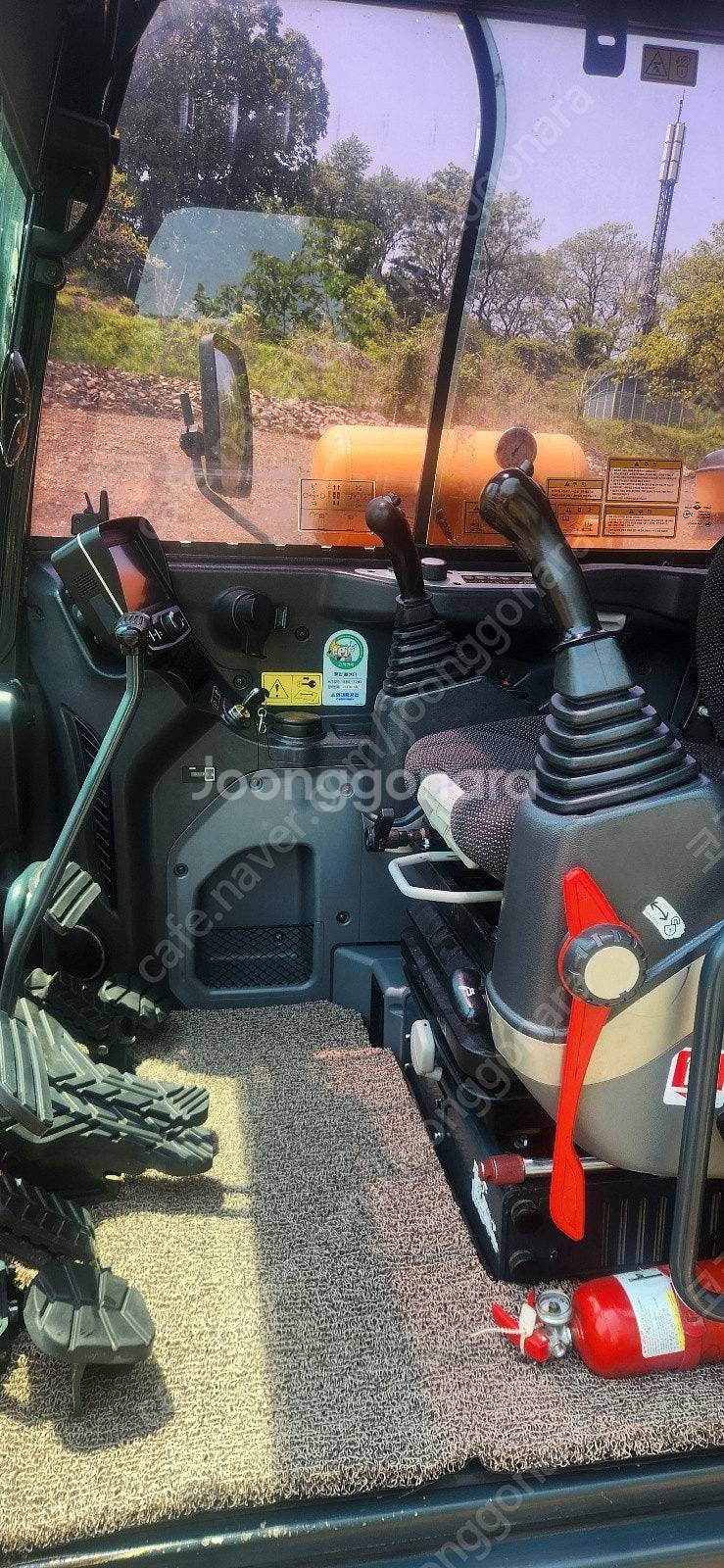 17년 4월식 현대 02 굴삭기 HX60MT 2300만...--8