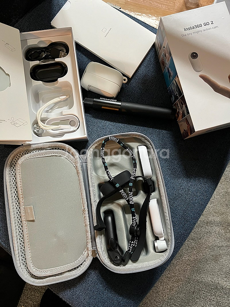 인스타 360 go2 64gb 올인원팩--0