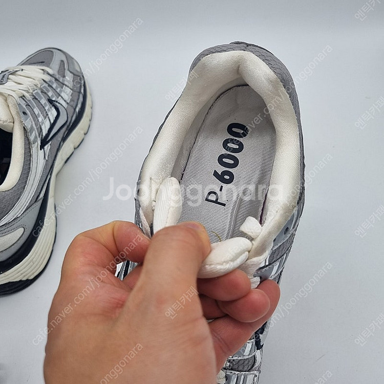 나이키 P-6000 메탈릭 실버 남성 270mm--8