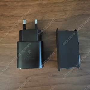 새제품) 삼성전자 정품 25w 충전기 & c to c 케이블