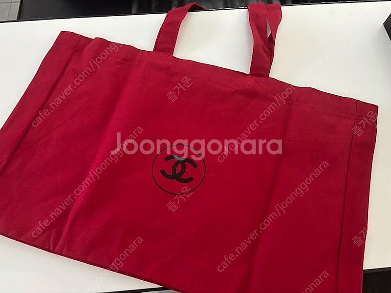 샤넬뷰티 까멜리아 레드 에코백 (35000원)--1