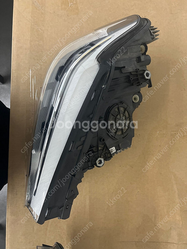 bmw g30 전기형 앞범퍼 뒷범퍼와 헤드라이트 테일램...--8
