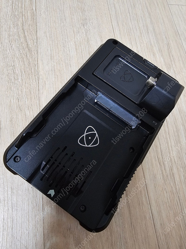 Atomos Ninja V 레코딩 모니터 이미지