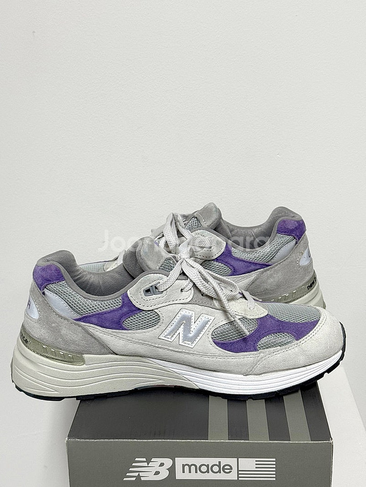 뉴발란스 M992 그레이 퍼플 275--6