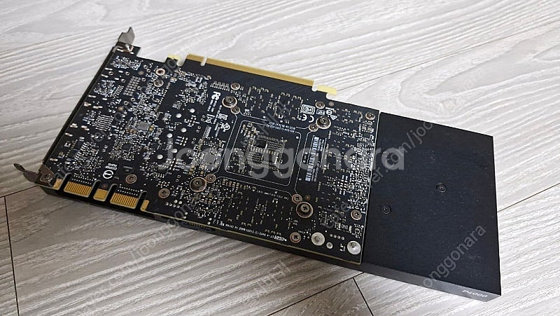 그래픽카드 NVIDIA 쿼드로 P4000 D5 8GB--2