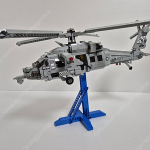 레고 밀리터리 Sikorsky MH-60S SEAHAWK 팝니다.