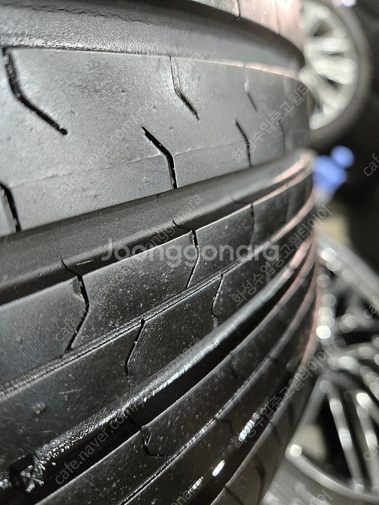 제네시스G70 18인치 순정 휠타이어 판매합니다--6
