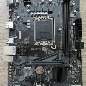 기가바이트 H610M K V2 팝니다