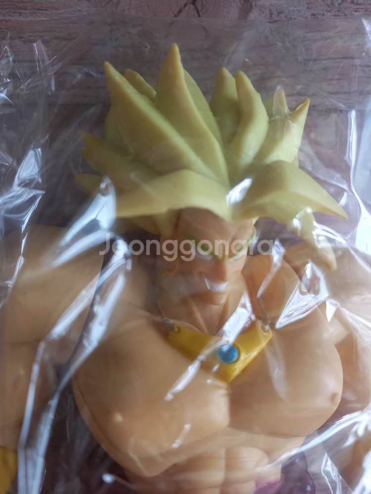 오래된 피규어 팝니다. 드래곤볼 브로리 배틀콜렉션 이름...--1