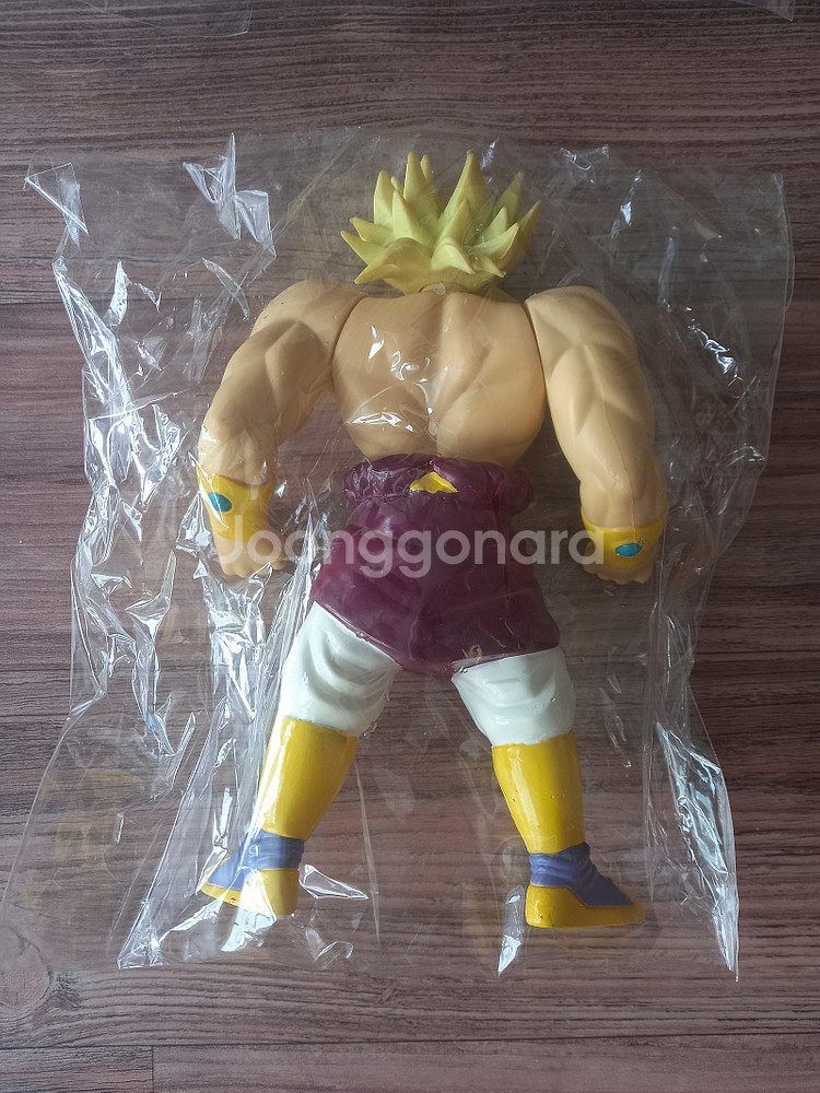 오래된 피규어 팝니다. 드래곤볼 브로리 배틀콜렉션 이름...--2