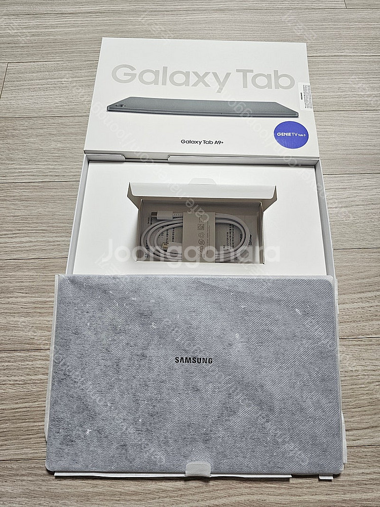갤럭시 탭 A9+ wifi 판매합니다--3