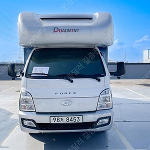 캠핑카 중고 포터2 흰색 2021년식 8,342km 기본형 중고차금리