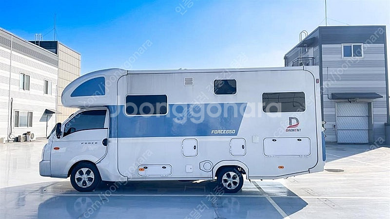 캠핑카 중고 포터2 흰색 2021년식 8,342km 기...--5