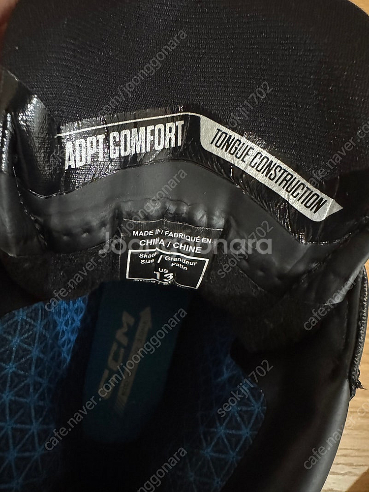 CCM Jetspeed FT8 Pro Skates Yo...--1
