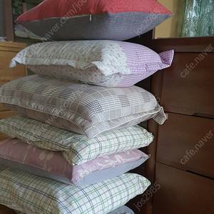베게7개 농막이나 공장 숙소 같은곳에서 편하게 막쓰실분께 저렴히1만3천원(수원)