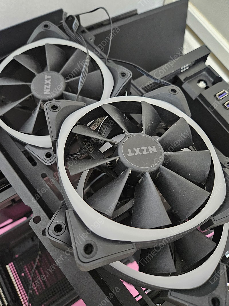 NZXT H710i (매트 블랙)--2