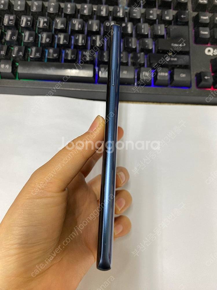 205549 갤럭시S9플러스 갤럭시S9+ 블루 외관SS...--6