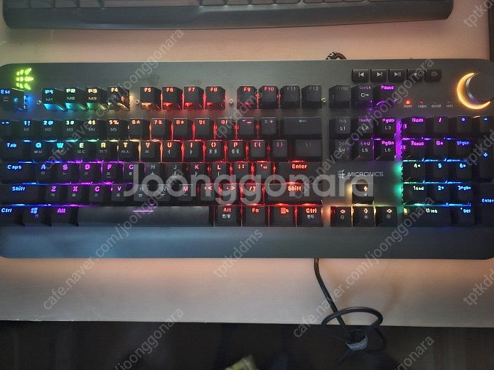 마이크로닉스 MANIC ZK9 엣지 RGB 기계식 게이...--0