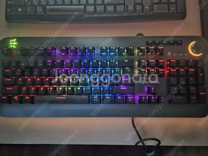 마이크로닉스 MANIC ZK9 엣지 RGB 기계식 게이...--1