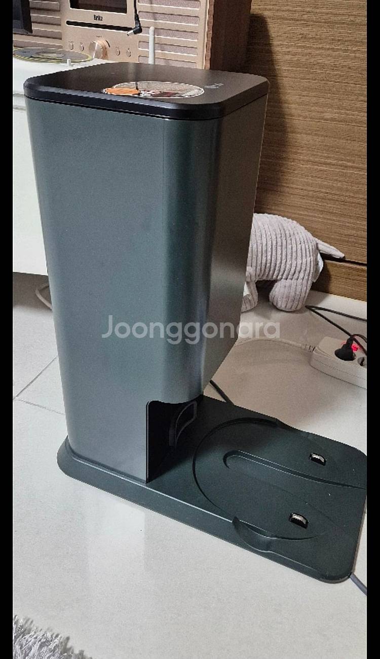 LG 정품 R5 R9 로봇청소기용 올인원타워만 팝니다--1