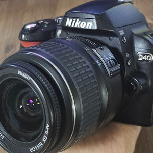 니콘 CCD바디 D40+AF-S 18-55 G II