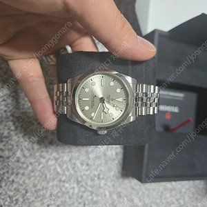 튜더 블랙베이원 36mm 샴페인 골드