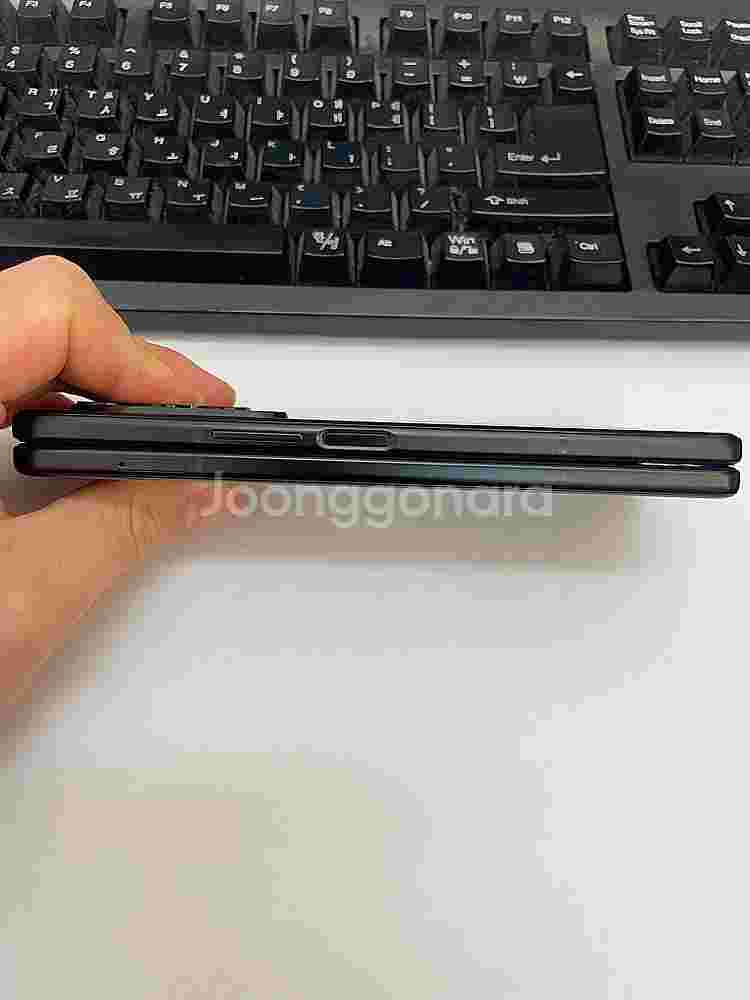 갤럭시Z폴드3 블랙 512GB 무잔상 가성비좋은 중고1...--5